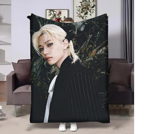Плюшевий 3D-плед Stray Kids Фелікс 32321, 160х200 см